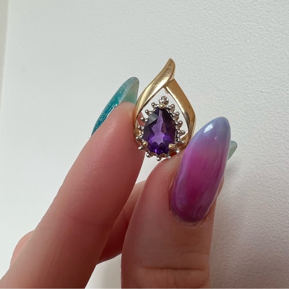 14K Gold & Amethyst Pendant - Picture 11 of 15